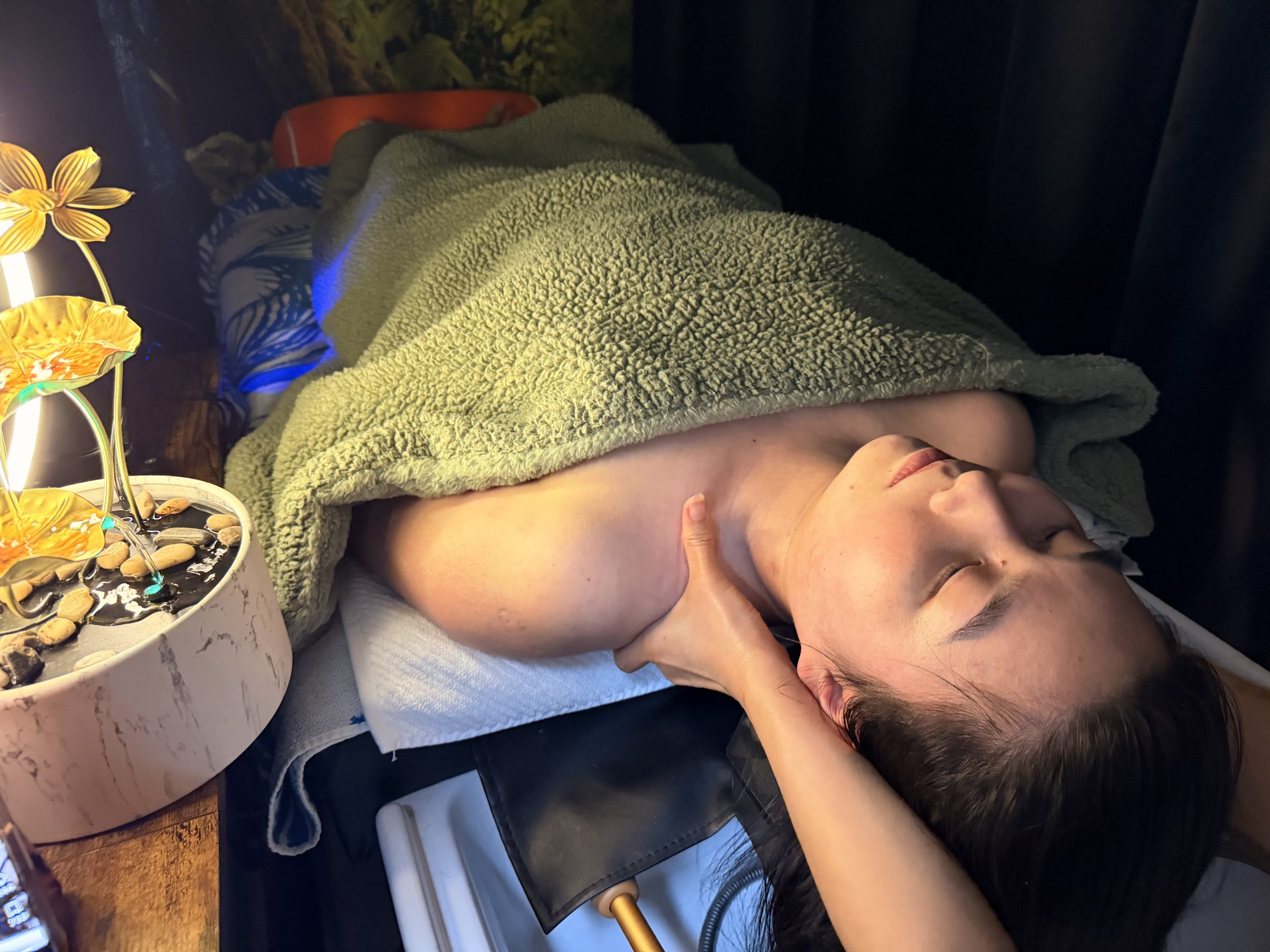 Facial
